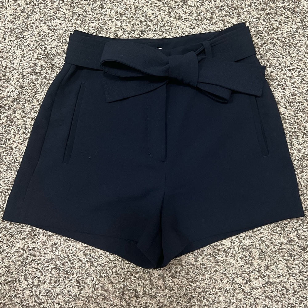 Aritzia paper bag shorts